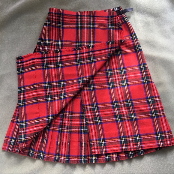 Vintage Scottish Kilt Skirt by Moffat Weavers - Picture 2 of 12
